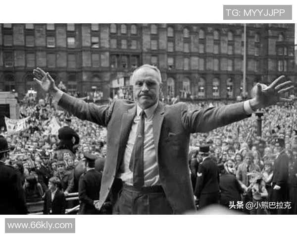 古代足球明星的传奇人生与离世背后的故事探讨